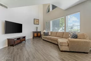 Photo #5: 6823372 Listing 