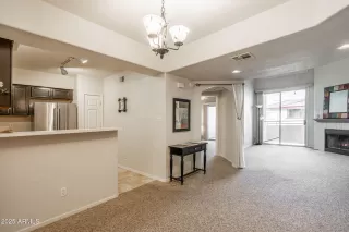 Photo #5: 6823471 Listing