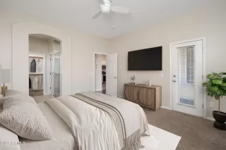 Photo #5: 6823491 Listing