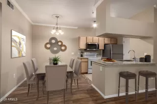 Photo #3: 6823647 Listing