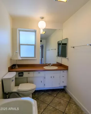 Photo #5: 6823737 Listing 