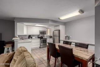 Photo #5: 6823866 Listing 