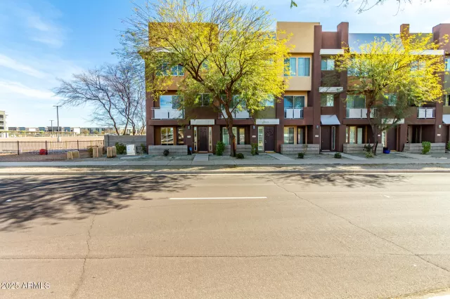 MLS: 6823910 Condo For Sale