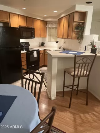 Photo #6: 6824040 Listing