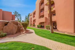 Photo #2: 6824220 Listing