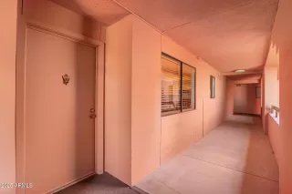 Photo #3: 6824220 Listing