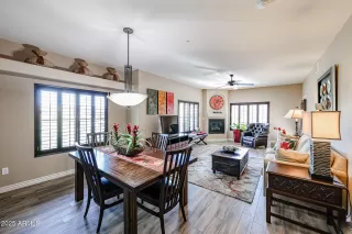 Photo #5: 6824311 Listing