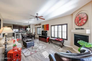 Photo #6: 6824311 Listing