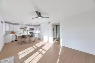 Photo #3: 6824357 Listing