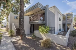 Photo #1: 6824554 Listing 