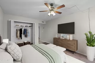 Photo #6: 6824590 Listing