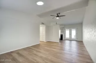 Photo #2: 6824618 Listing