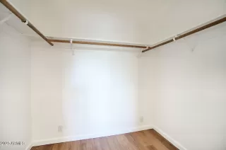 Photo #6: 6824618 Listing