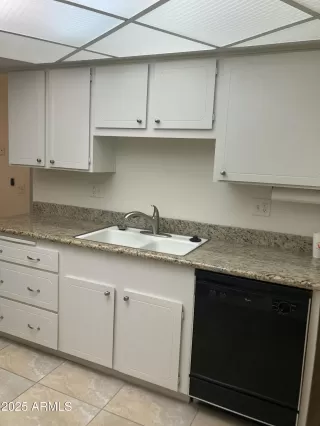 Photo #6: 6824629 Listing 
