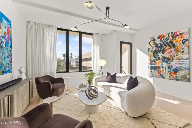 MLS: 6824772 Condo For Sale