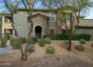 Photo #2: 6825201 Listing 