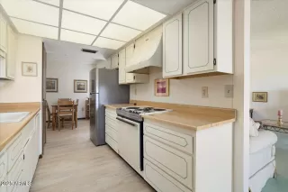 Photo #6: 6825216 Listing 