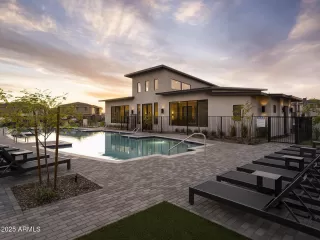 Photo #3: 6825230 Listing