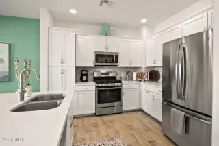 Photo #6: 6825411 Listing 