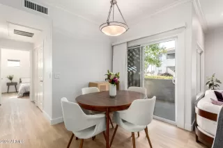 Photo #2: 6825481 Listing