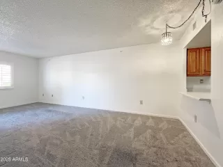 Photo #4: 6825642 Listing