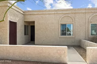 More Details about MLS # 6825644 : 2104 W YUKON DRIVE