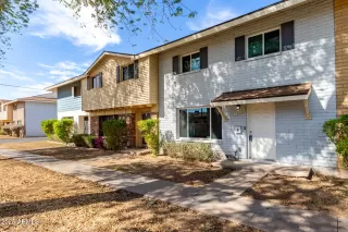 Photo #2: 6826131 Listing