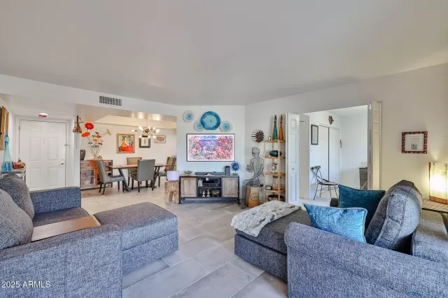 MLS: 6826200 Condo For Sale