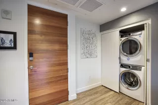 Photo #6: 6826214 Listing