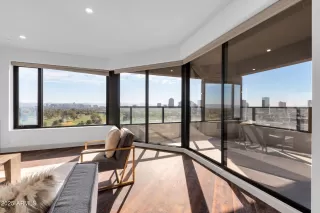 Photo #3: 6826278 Listing 