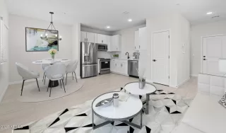 Photo #3: 6826281 Listing