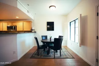 Photo #1: 6826349 Listing 