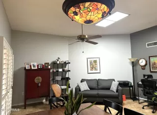 Photo #2: 6826367 Listing