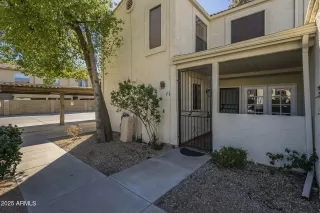 Photo #2: 6826477 Listing 