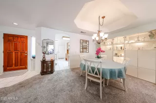 Photo #5: 6826480 Listing 