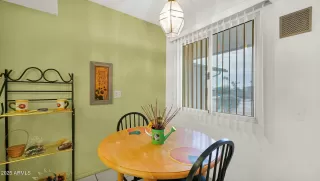 Photo #3: 6826499 Listing 