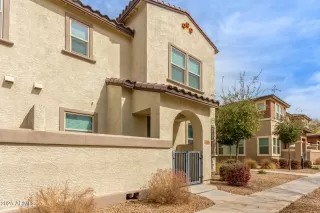 Photo #5: 6826539 Listing 