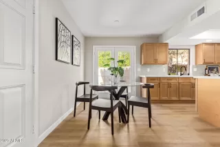 Photo #1: 6827149 Listing