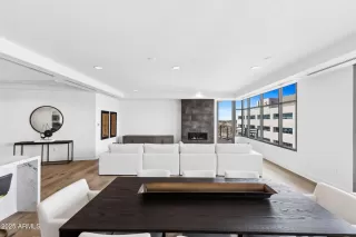 Photo #5: 6827365 Listing 