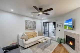 Photo #2: 6827387 Listing