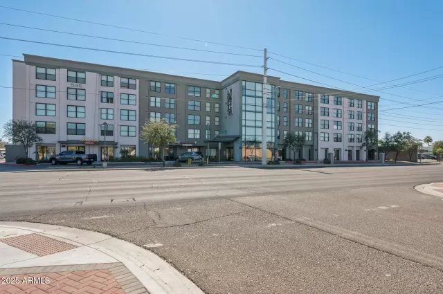 MLS: 6827765 Condo For Sale