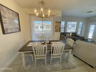 Photo #6: 6827987 Listing