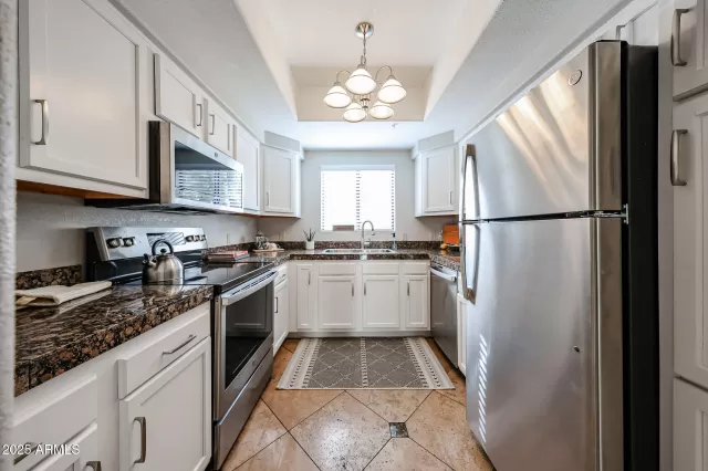 MLS: 6828008 Condo For Sale