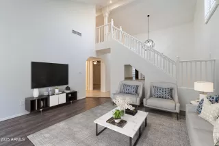 Photo #1: 6828018 Listing