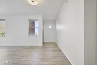 Photo #1: 6828054 Listing 