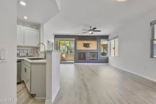 Photo #5: 6828054 Listing 