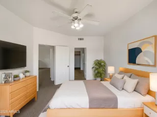 Photo #3: 6828060 Listing 