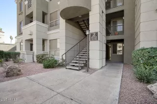 Photo #1: 6828083 Listing