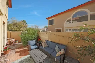 Photo #4: 6828191 Listing