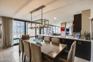 Photo #3: 6828230 Listing